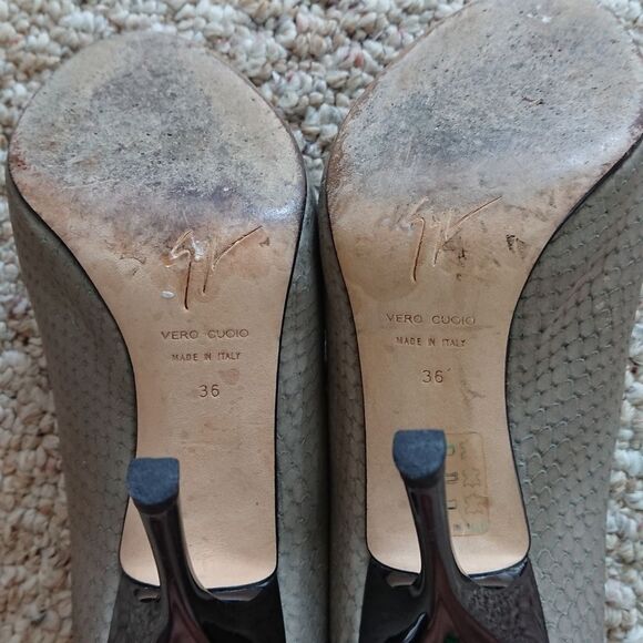 Giuseppe Zanotti gray heels size 36 - Picture 8 of 8